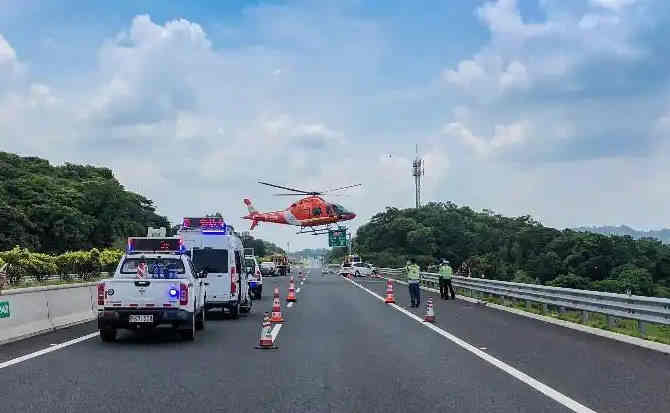 游仙区高速公路汽车救援案例